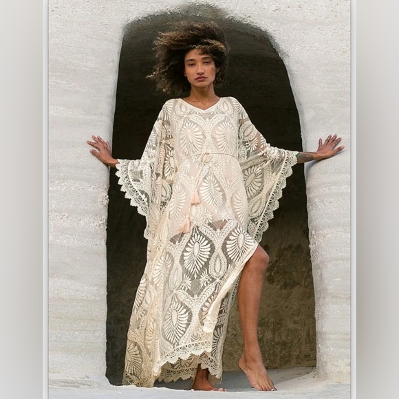 JOYFOLIE | Aluma Kaftan in Gardenia in XS - Picture 2 of 5